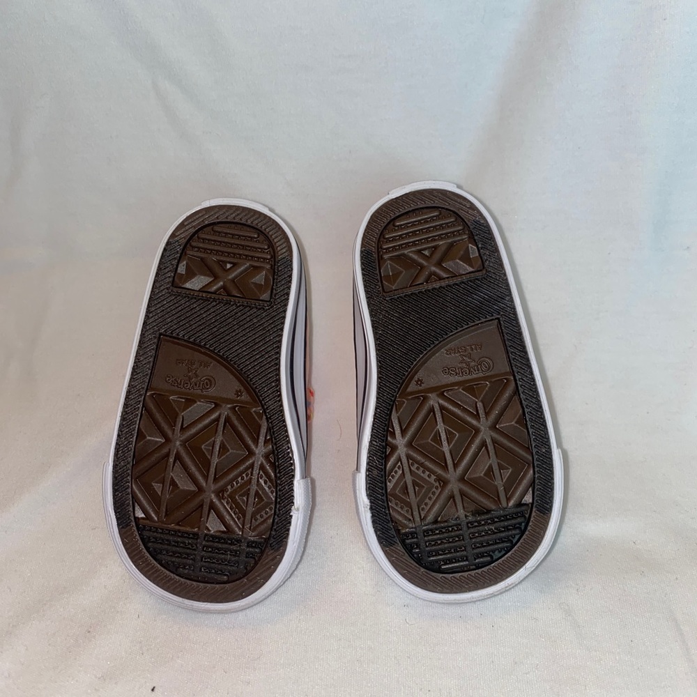 Converse 4c - Picture 2 of 3